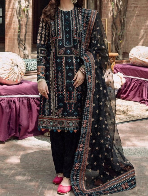 EMBROIDERED 3PC LAWN DRESS WITH EMBROIDERD ORGANZA DUPATTA